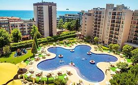 Barcelo Royal Beach Private Apartament